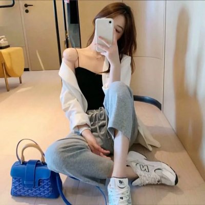 没事儿偷着乐